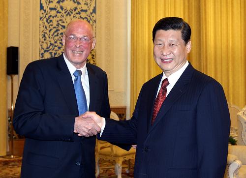 习近平会见美国前财政部长保尔森--中国国情