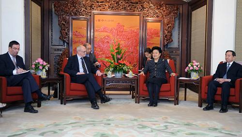 刘延东会见剑桥大学校长--中国国情网