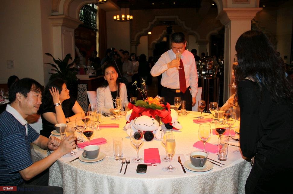 和讯广州办事处开业酒会隆重举行--中国国情手册