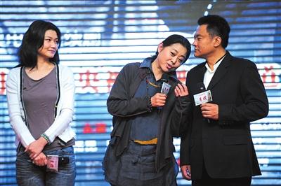 倪萍扮月嫂不修边幅 自称二百五表演无人能敌(图)--中国国情