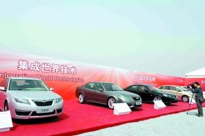 大北汽集团亮最强阵容 京版萨博揭开面纱--中国国情网