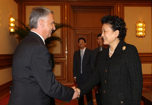 刘延东会见瑞士联邦委员兼内政部长--中国国情手册