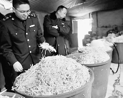 党报关注食品安全 称违法成本低让企业以身试法--中国国情手册