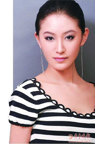 侯角确认与男友李成儒分手 否认曾介入对方婚姻--中国国情