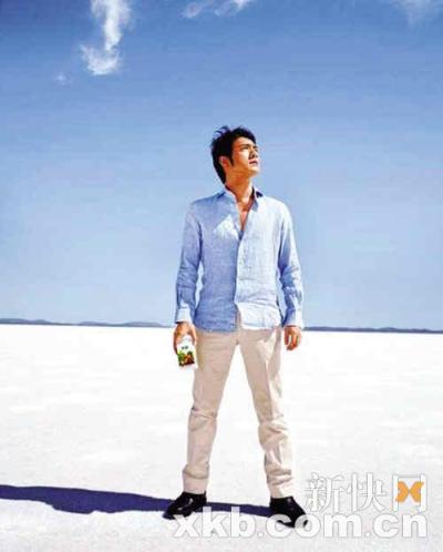 金城武新广告大卖好身材 从下往上拍引发遐想(图)--中国国情手册