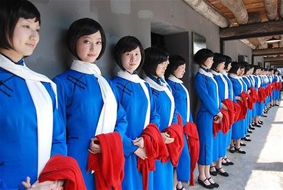 网传女大学生“江姐受刑图”重师大辟谣--中国国情