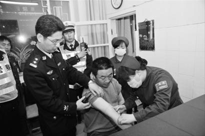 盘锦“醉驾入刑”第一人造成四车连环相撞--中国国情网