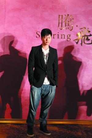 绯闻男女“碰头” 凌潇肃唐一菲互称好友不尴尬--中国国情网