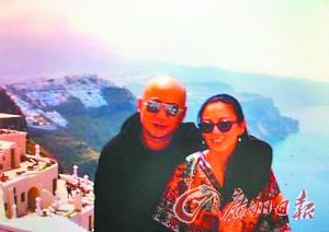 图文:张雨绮王全安蜜月照曝光 十指相扣显甜蜜--中国国情