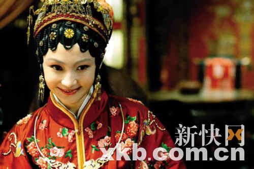 姚笛被曝后台硬耍大牌 踢走李小冉跃升女一号(图)--中国国情手册
