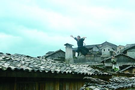 《武侠》动作戏揭秘:甄子丹飞檐走壁不吊威压--中国国情