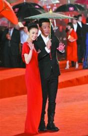 上海国际电影节开幕首日 名旦发力事出有“姻”--中国国情