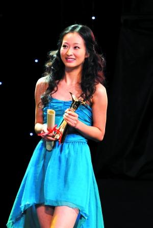 国产片大胜第14届上海国际电影节 90后女生成影后--中国国情网