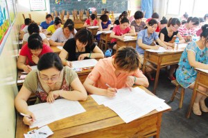惩戒体罚难界定 幼儿园恐家长不理解设奖不设罚--中国国情
