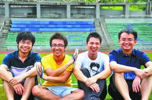 最牛研究生寝室:每人最少会3门外语(图)--中国国情