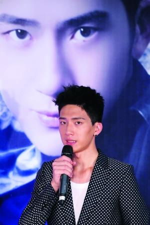 BOBO组合解散后发行首张专辑 井柏然:感谢奶奶--中国国情网