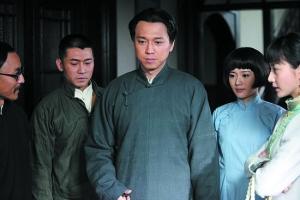 展中国共产党90年历程 革命题材大剧掀起收视热潮--中国国情