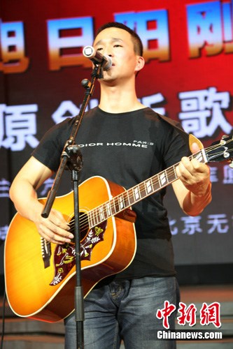 旭日阳刚成员刘刚否认耍大牌:人在做,天在看--中国国情