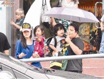 Lucas即将入读幼儿园 狄波拉苦等120天终见爱孙--中国国情手册