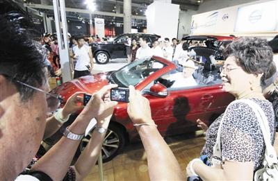 图说车事:名车荟萃星海湾 大连国际车展开幕--中国国情
