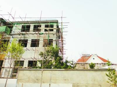 北京别墅违规改扩建现象严重 行政执法被指繁琐--中国国情
