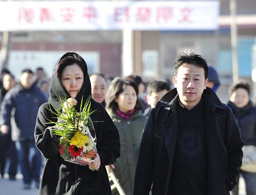 清明祭扫 花木受欢迎--中国国情网